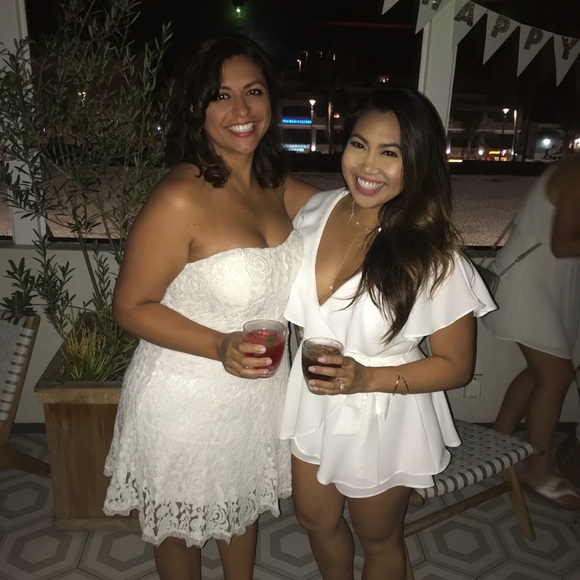 Meet your Posher, Jennifer - Picture 3 of 3